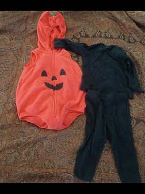 12M Carter's Pumpkin Hooded Costume